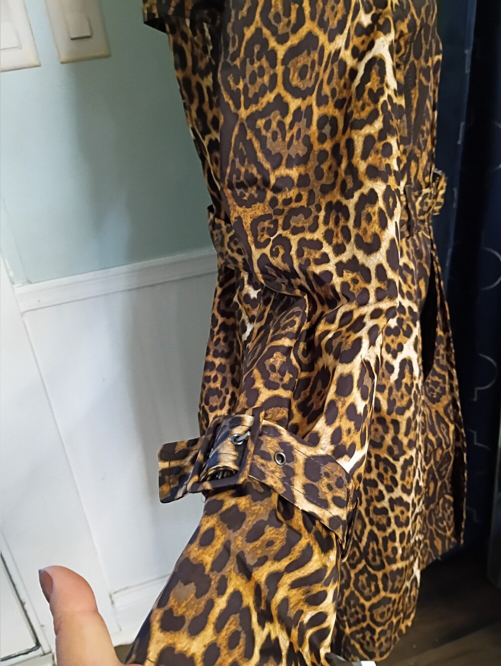 BCBGMaxAzria Leopard-Print Trench Coat in Brown and Black - Picture 9 of 16